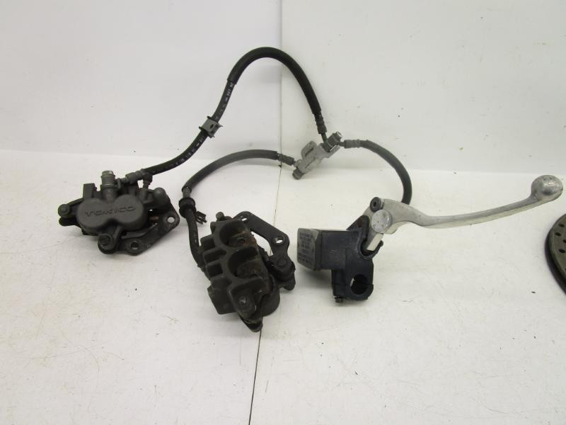 06 Suzuki GSXF 750 Katana Front Brakes Caliper Master 59100-33D81